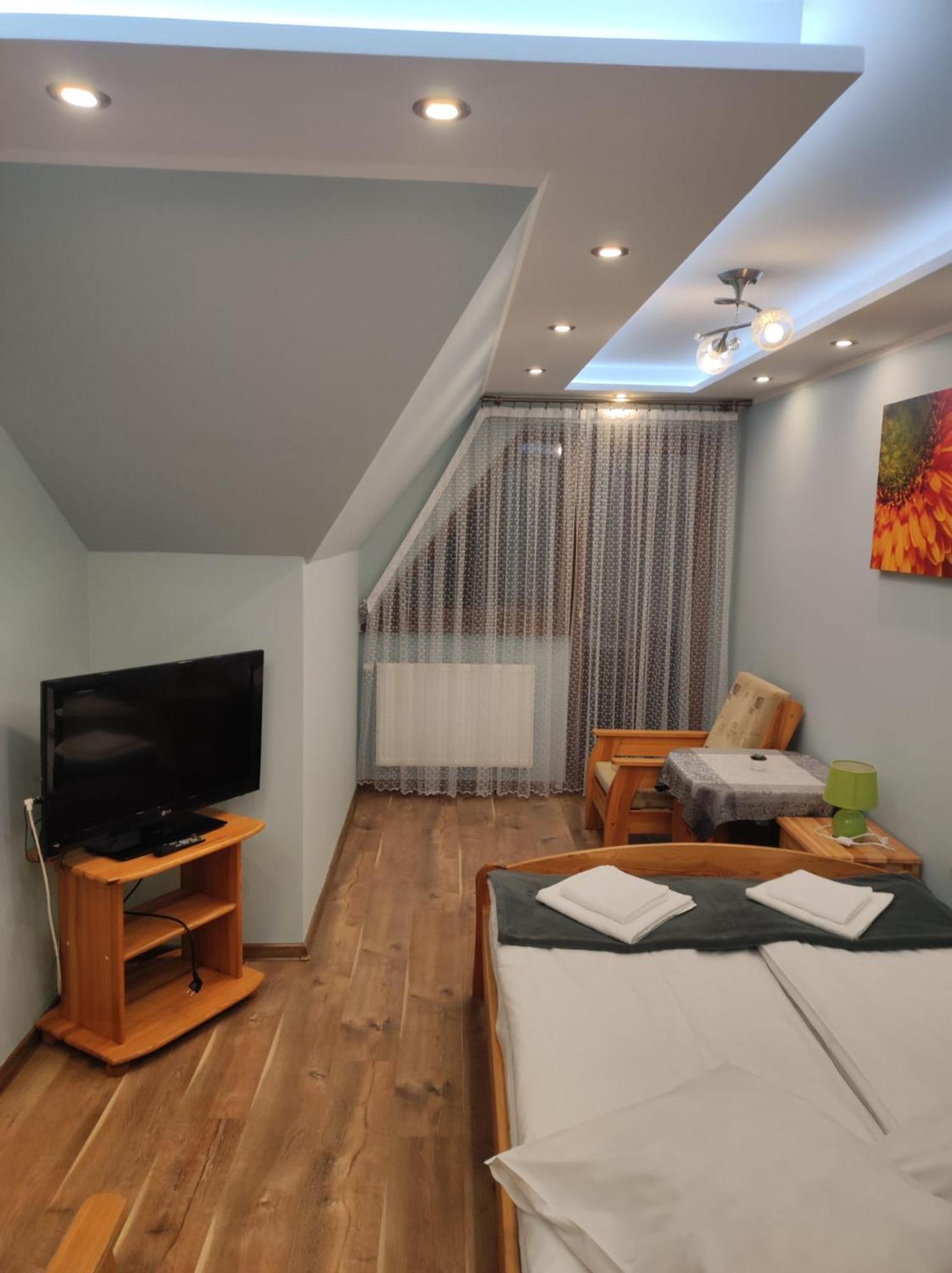 Ewa Homestay *